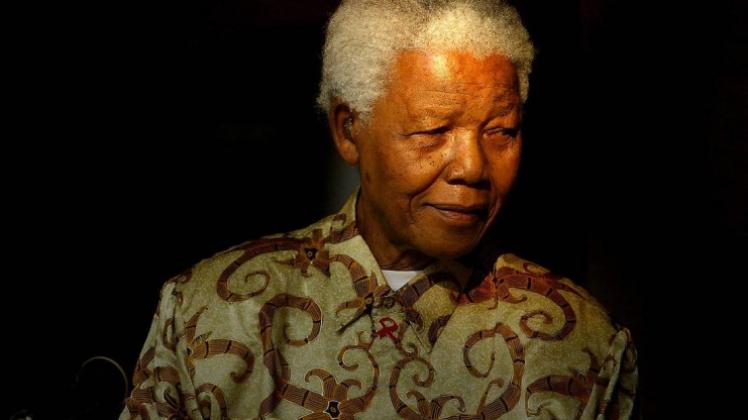 Präsident aller Südafrikaner wollte Nelson Mandela sein. In ihrer Trauer um den charismatischen Staatsmann ist die Regenbogennation nun tatsächlich einmal vereint. 