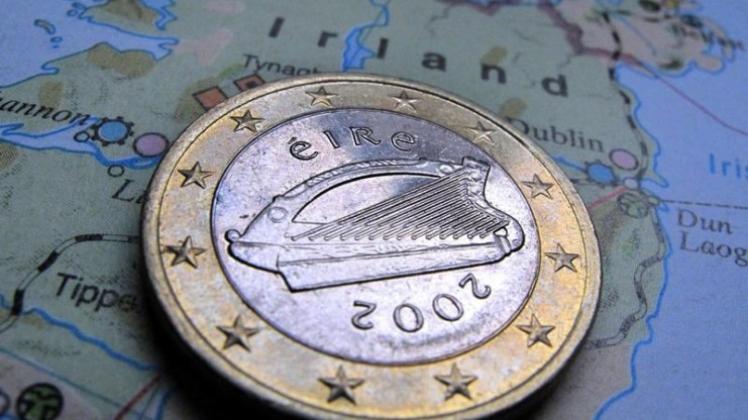 Irland hat einen Vierjahresplan vorgelegt, der Einsparungen in Höhe von 15 Milliarden Euro durch höhere Steuern und Ausgabenkürzungen vorsieht.