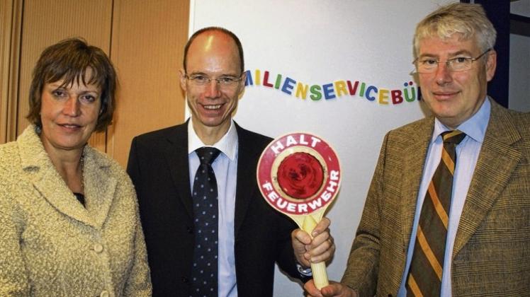 Wollen eine sichere Notfallbetreuung für Kinder in der Samtgemeinde Bersenbrück: Regina Bien, Michael Lübbersmann und Bernd Heinemann (von links). Wollen eine sichere Notfallbetreuung für Kinder in der Samtgemeinde Bersenbrück: Regina Bien, Michael Lübbersmann und Bernd Heinemann (von links).