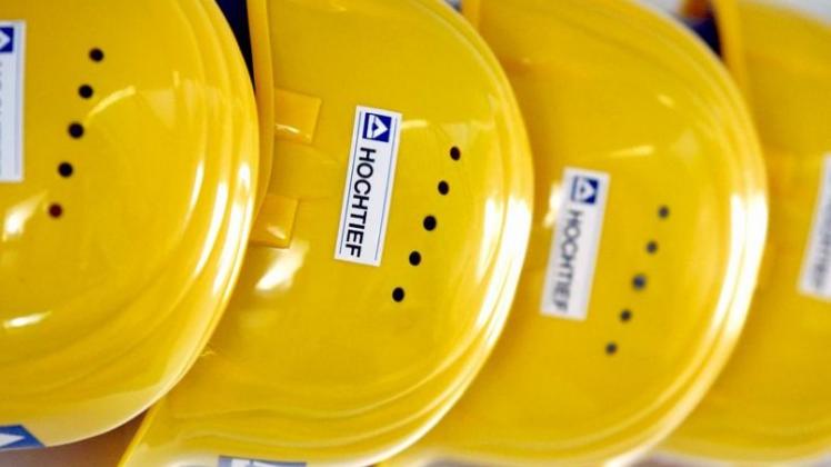 Es bleibt spannend in der Schlacht um Hochtief: Das deutsche Bauunternehmen bekommt Unterstützung vom Fußball-WM-Veranstalter Katar. Es bleibt spannend in der Schlacht um Hochtief: Das deutsche Bauunternehmen bekommt Unterstützung vom Fußball-WM-Veranstalter Katar.