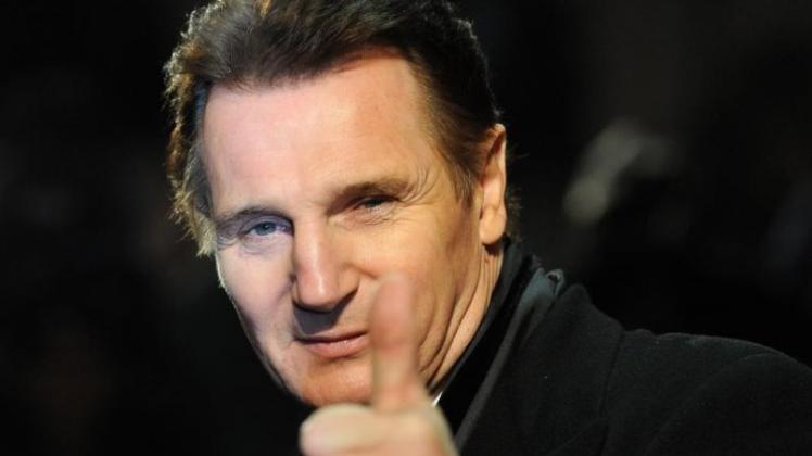 Liam Neeson bei der Premiere von "Die Chroniken von Narnia - Die Reise auf der Morgenröte" in London. Liam Neeson bei der Premiere von "Die Chroniken von Narnia - Die Reise auf der Morgenröte" in London.