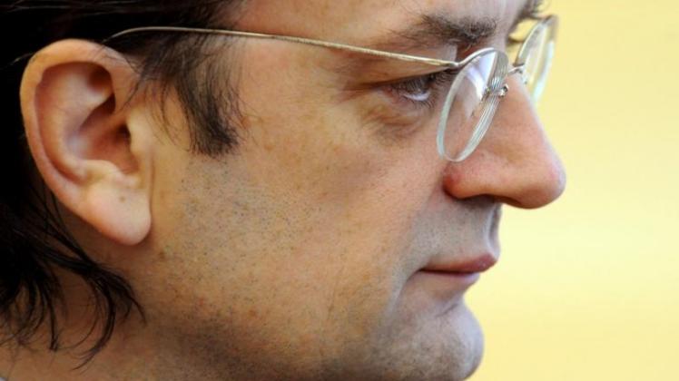 Nonnenmacher fordert laut «Focus» insgesamt 4,8 Millionen Euro. Nonnenmacher fordert laut «Focus» insgesamt 4,8 Millionen Euro.