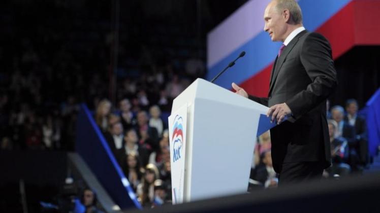 Er war eigentlich nie weg: Wladimir Putin hält seine Rede während des Parteitags.