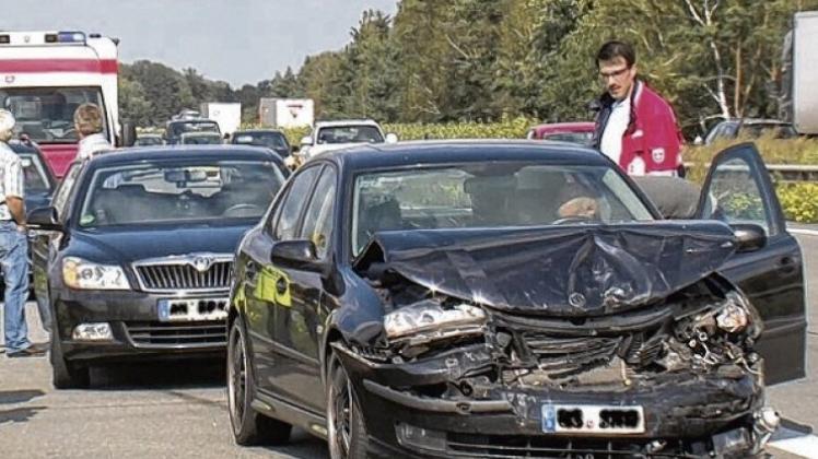 Auffahrunfall mit fünf Pkw – gestern auf der A1. Auffahrunfall mit fünf Pkw – gestern auf der A1.
