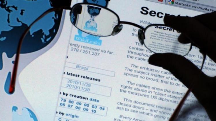 Aus für den Datenschutz bei Wikileaks: Die Enthüllungsplattform hat Originaltexte der US-Botschaftsdepeschen im Web Internet veröffentlicht - und damit geheime Quellen von US-Diplomaten offen gelegt. Aus für den Datenschutz bei Wikileaks: Die Enthüllungsplattform hat Originaltexte der US-Botschaftsdepeschen im Web Internet veröffentlicht - und damit geheime Quellen von US-Diplomaten offen gelegt.