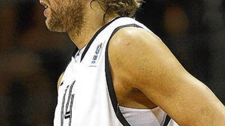Frustriert: Basketballstar Dirk Nowitzki. Frustriert: Basketballstar Dirk Nowitzki.