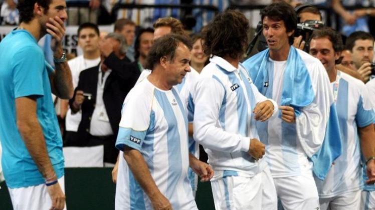 Argentinien setzte sich gegen Titelverteidiger Serbien durch.