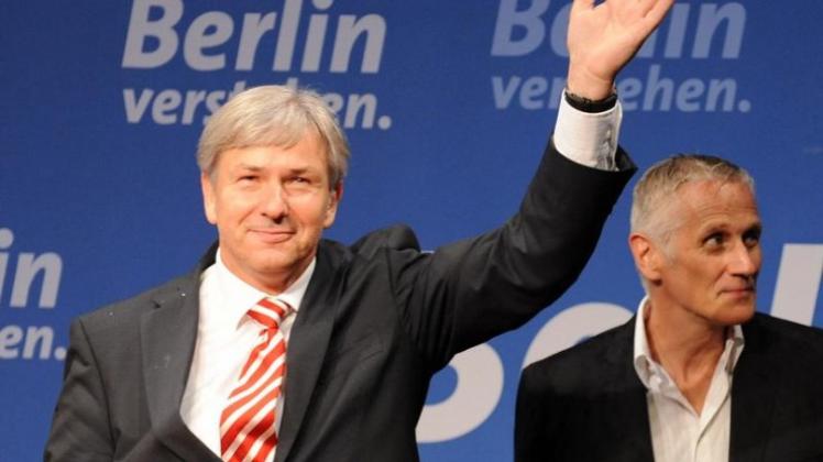 Wahlsieger Klaus Wowereit (SPD) bedankt sich bei seinen Parteigenossen.
