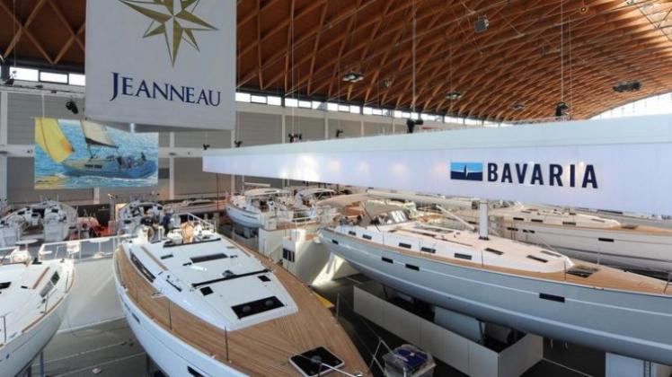 Jachten und Boote der Firmen "Jeanneau" und "Bavaria". Jachten und Boote der Firmen "Jeanneau" und "Bavaria".