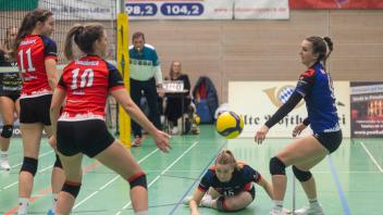 Volleyball, Frauen, 3. Liga, Abstiegsrunde: VC Osnabrück -3:2- TV Cloppenburg 