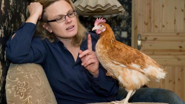 Karen Duve («Taxi») isst ihre Hühner nicht, sondern spricht mit ihnen.