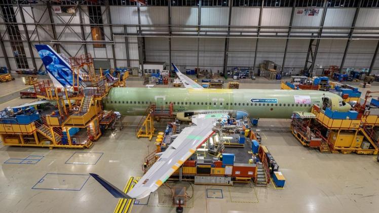 Der neue Airbus A321 XLR wird in Finkenwerder endmontiert. Drei Flieger stehen zunächst für Testflüge zur Verfügung.