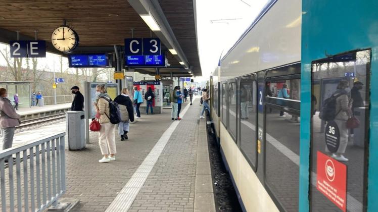 Der Bahnhof Elmshorn soll umgebaut werden. Beim wie gehen die Pläne von Elmshorn, dem Land und der Deutschen Bahn allerdings auseinander.
