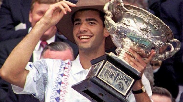 Pete Sampras nach dem Gewinn der Australian Open im Jahr 1994.