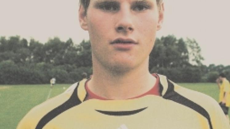 Ersatztorhüter Tim Beerling wurde beim VfL Emslage ins kalte Wasser geworfen.