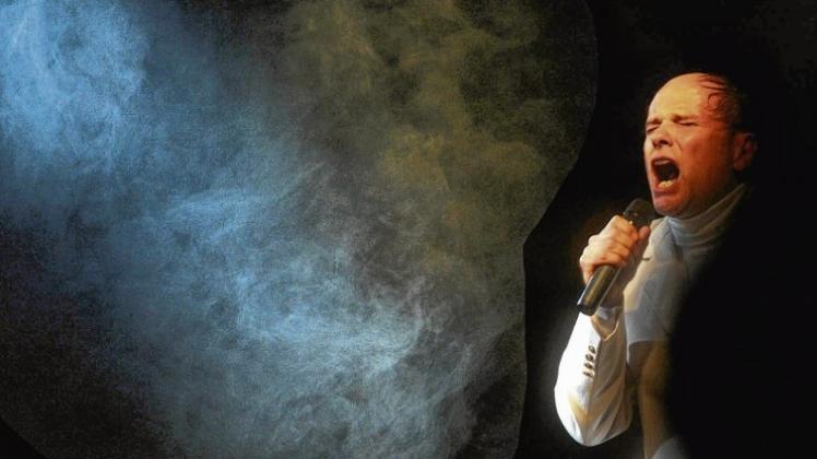 Analyse in treffenden Reimen: Thomas Pigor in der Lagerhalle. Analyse in treffenden Reimen: Thomas Pigor in der Lagerhalle.