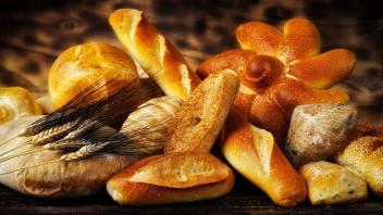 Zum gemütlichen Oster-Frühstück oder Brunch gehören frische Brötchen, Croissants oder Brot. Doch welche Bäcker haben an den Osterfeiertagen in und um Eckernförde geöffnet?