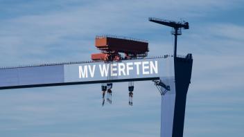 Werftgelände der MV Werft Rostock Warnemuende. Insolvenzverfahren der MV Werften sind eröffnet. Die Deutsche Marine hat