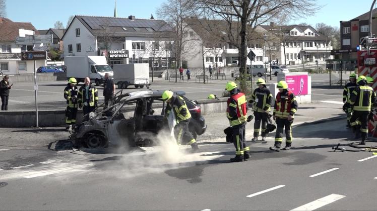 Ein Auto ist in Kloster Oesede ausgebrannt.