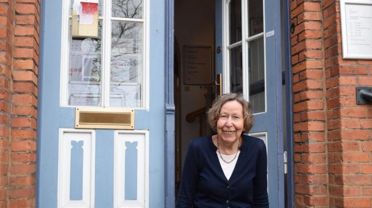 Museumsleiterin Ina Duggen-Below, 65, liegt Pinnebergs Stadtgeschichte am Herzen.