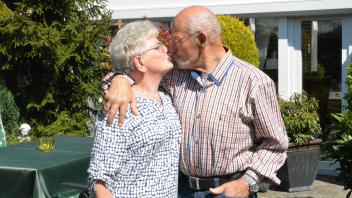 Gudrun und Kurt Strauß feiern ihren 60en Hochzeitstag: Sie blicken auf ein abenteuerliches Leben zurück.