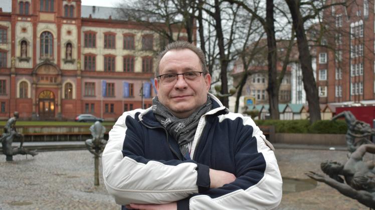 Zukünftig wird René Eichhorn als parteiloses Mitglied in der Rostock Bürgerschaft sitzen - er ist einer von mehreren der aus der Partei Freie Wähler austritt. 