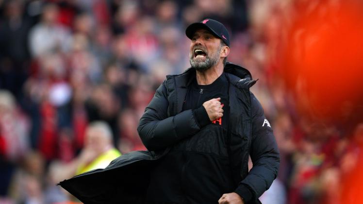 Liverpools Trainer Jürgen Klopp freut sich über den Derbysieg gegen Everton. Foto: Peter Byrne/PA Wire/dpa