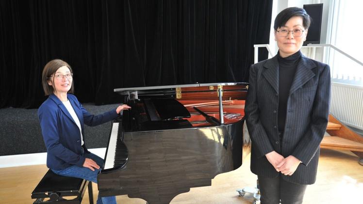 Die Sopranistin Takako Kamada und die Klaviervirtuosin Ritsuko Riedl treten in Elmshorn auf.