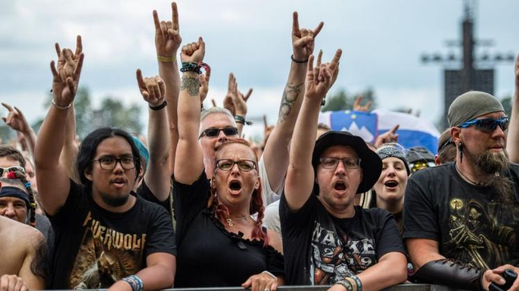 Metal-Fans aus der ganzen Welt wollen Anfang August wieder nach Wacken im Kreis Steinburg reisen – drei Jahre sind seit dem letzten WOA im Jahr 2019 (Foto) dann vergangen.