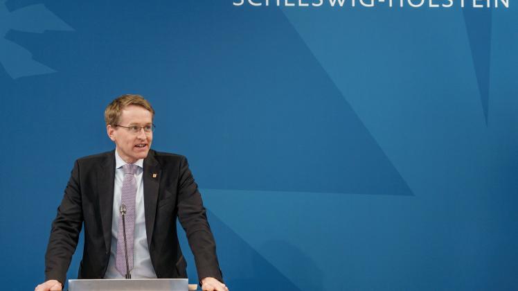 Schleswig-Holsteins Ministerpräsident Daniel Günther (CDU) liegt laut einer Wahlumfrage derzeit vorne. Vorstellung des Projektes "Marispace-X"