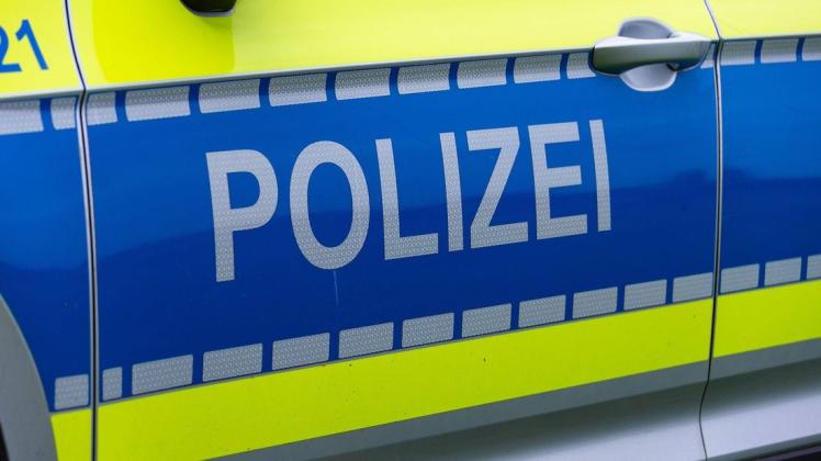 Die Polizei sucht nach Zeugen, wer für die Schmierereien an einer Reihenhausfassade in der Bremer Neustadt verantwortlich ist.