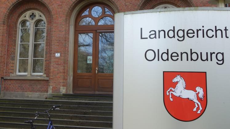 Die Jugendschutzkammer am Landgericht Oldenburg folgte dem Antrag der Staatsanwaltschaft in einem Vergewaltigungsprozess gegen einen 26-jährigen Mann aus dem Emsland nicht (Symbolbild). {{caption}}