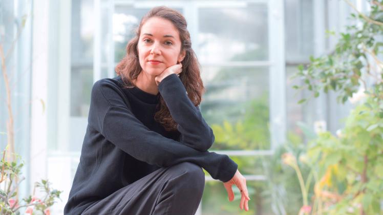 Schriftstellerin Iris Wolff ist auf Lesereise in Delmenhorst zu Gast. Schriftstellerin Iris Wolff auf Lesereise in Delmenhorst zu Gast.