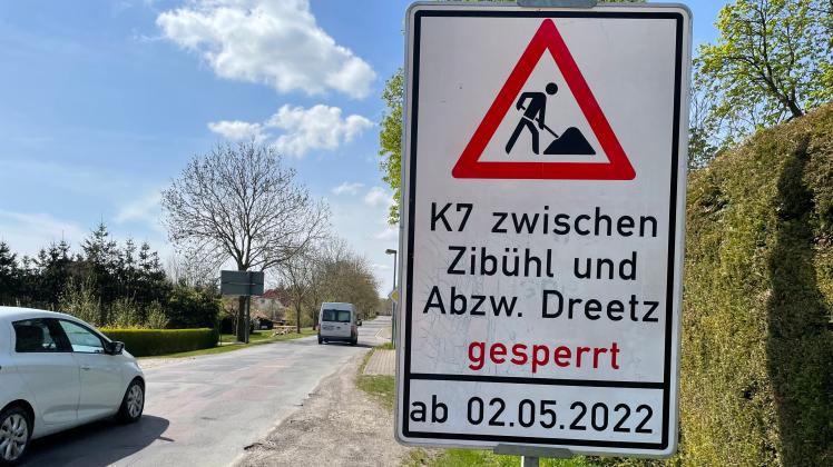 Die Kreisstraße 7 zwischen Zibühl und Peetsch ist ab Montag, 2. Mai bis zum Abzweig Dreetz voll gesperrt.