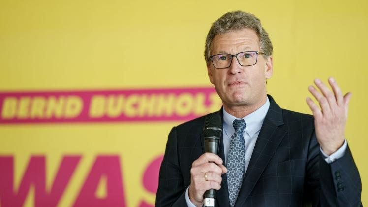ARCHIV - Bernd Buchholz (FDP), Schleswig-Holsteins Wirtschaftsminister, spricht. Foto: Axel Heimken/dpa