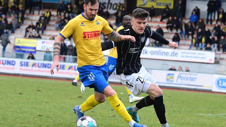 Foto Rolf Tobis 
3.4.2022
Atlas 1   Teutonia Ottensen
vl
Dominik Schmidt
Matz Facklam