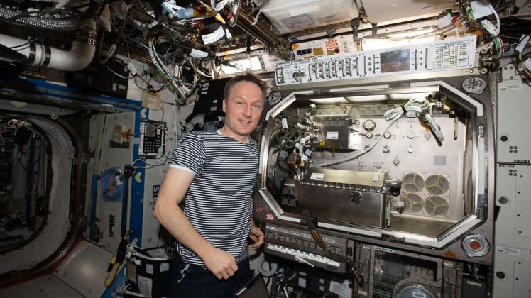 HANDOUT - ESA-Astronaut Matthias Maurer war als vierter Deutsche auf der Raumstation ISS. Foto: ESA/NASA/dpa - ACHTUNG: Nur zur redaktionellen Verwendung und nur mit vollständiger Nennung des vorstehenden Credits