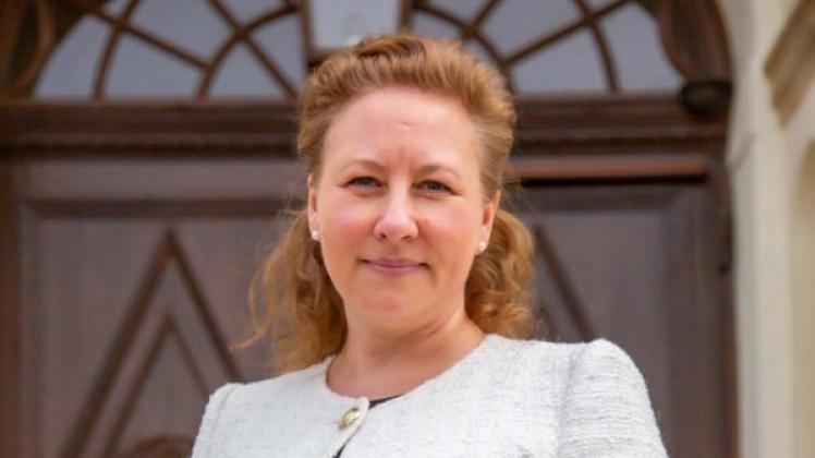 author Führungswechsel im Schlosshotel Fleesensee: Die neue Chefin Kathrin Röder wurde in Demmin geboren