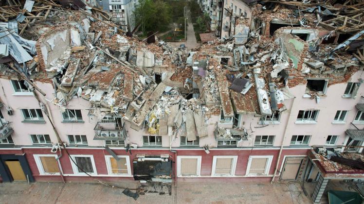 Ein zerstörtes ukrainisches Hotel in Tschernihiw nach einem russischen Angriff. Ein zerstörtes ukrainisches Hotel in Tschernihiw nach einem russischen Angriff.