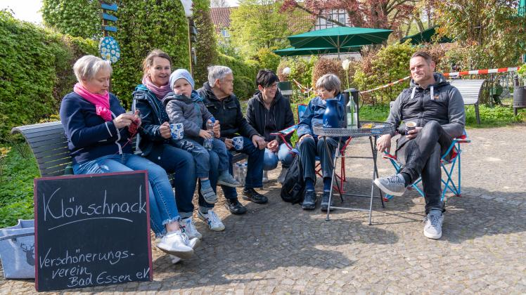 Klönschnack Des Verschönerungsvereins Am Bad Essener Bolbec-Platz | NOZ