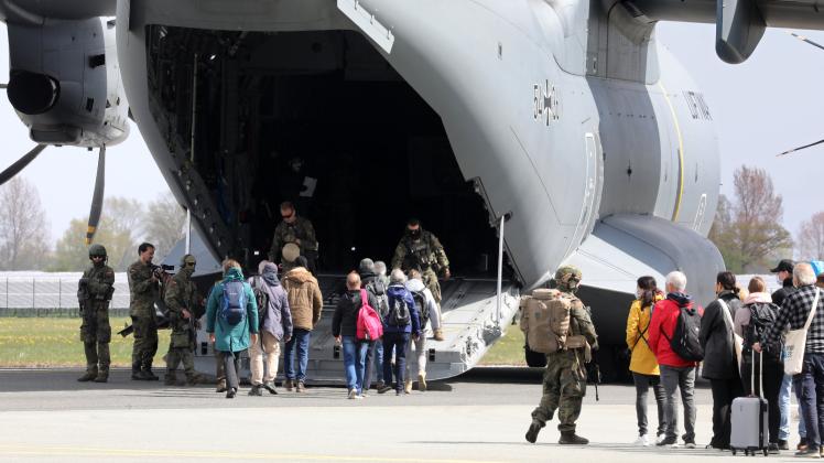 Evakuierungsübung "Schneller Adler" der Bundeswehr