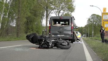 In Wallenhorst ist eine Motorradfahrerin zu Fall gekommen.