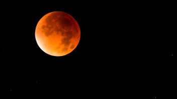 Totale Mondfinsternis, Blutmond, Deutschland, Mecklenburg-Vorpommern, Ruegen total lunar eclipse, blood moon, Germany, M