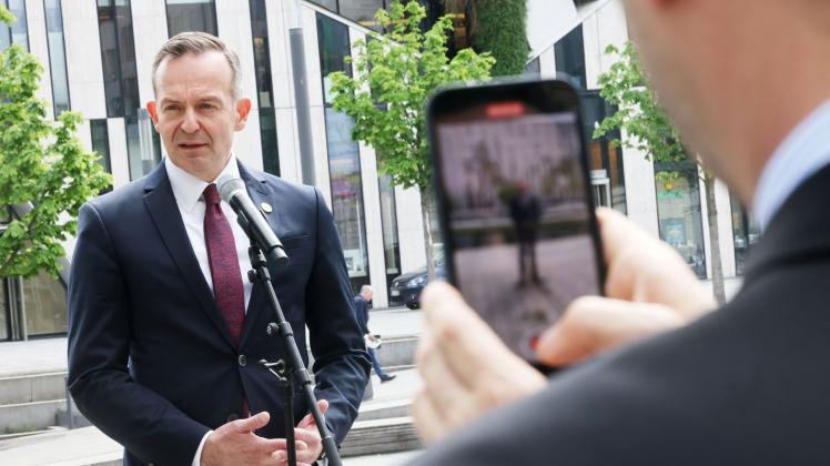BundesdigitalministerVolker Wissing (FDP) spricht zu Journalisten. Foto: Oliver Berg/dpa