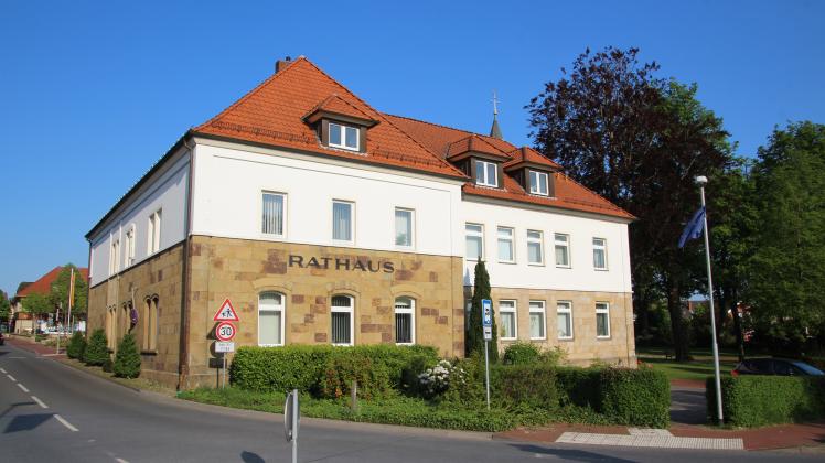 Rathaus von Hagen a.T.W. im Mai 2022.