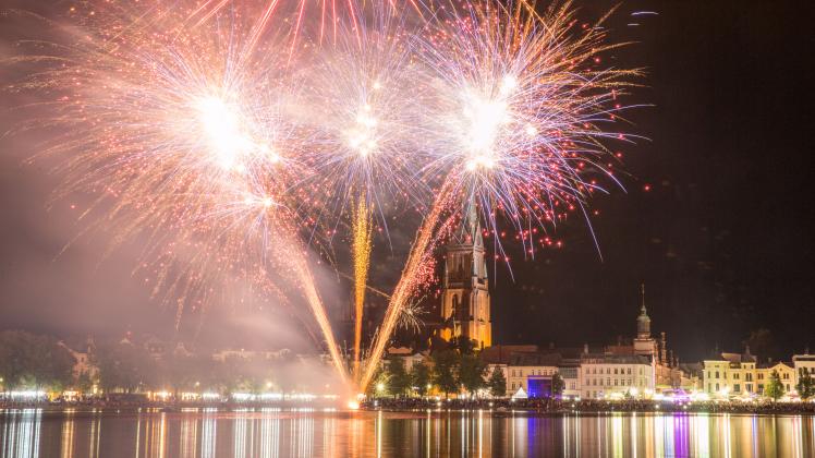 Vom 9. bis 11. September wird in diesem Jahr wieder das Schweriner Altstadtfest gefeiert.