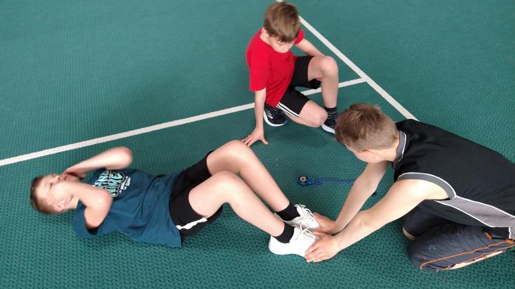 Jungen beim Sport