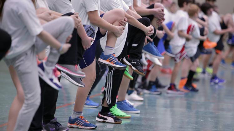 Welche Emotionen löst das Wort „Schulsport“ in Dir aus? DEUTSCHLAND BONN 28 06 2016 Schulsport