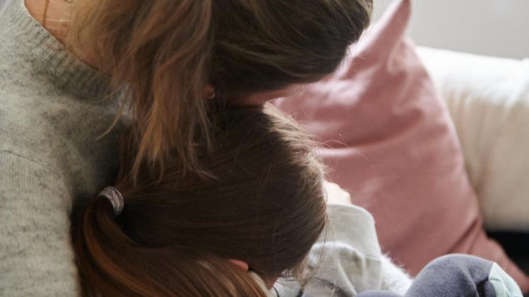 ARCHIV - Kinder und Familien: Dafür sind in Deutschland die Familienministerien da. Foto: Annette Riedl/dpa - Nutzung nur nach vertraglicher Vereinbarung ARCHIV - Kinder und Familien: Dafür sind in Deutschland die Familienministerien da. Foto: Annette Riedl/dpa - Nutzung nur nach vertraglicher Vereinbarung