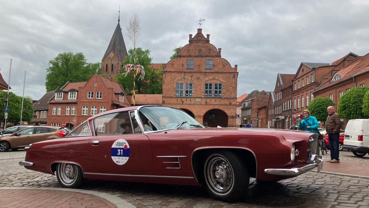 Küstentrophy 2022 begeistert Oldtimer-Fans in Nordwestmecklenburg | SVZ